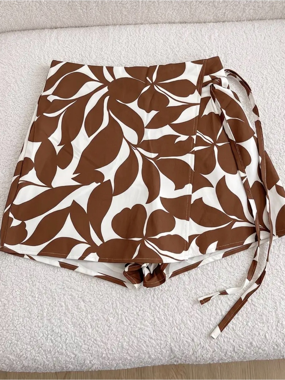 Brown and White Leaf Print Wrap Skort